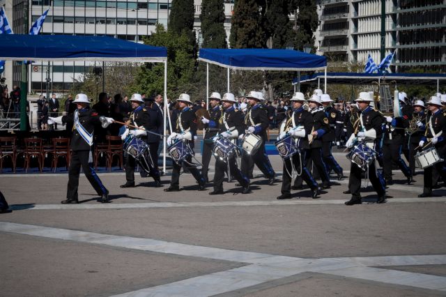 «Μακεδονία Ξακουστή» από την μπάντα των ενόπλων δυνάμεων στην παρέλαση