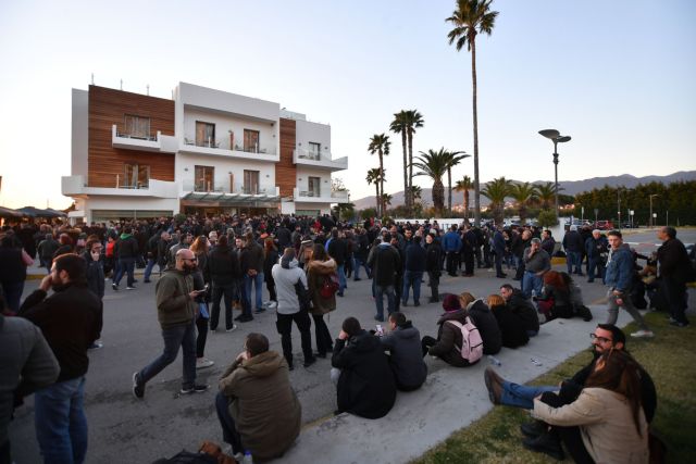 Καλαμάτα: Ματαιώθηκε το συνέδριο της ΓΣΕΕ – Νέα συγκέντρωση από το ΠΑΜΕ