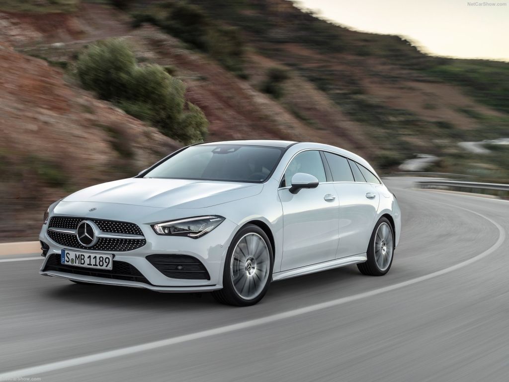 MERCEDES BENZ CLA SHOOTING BRAKE: Το καλοκαίρι στην ελληνική αγορά