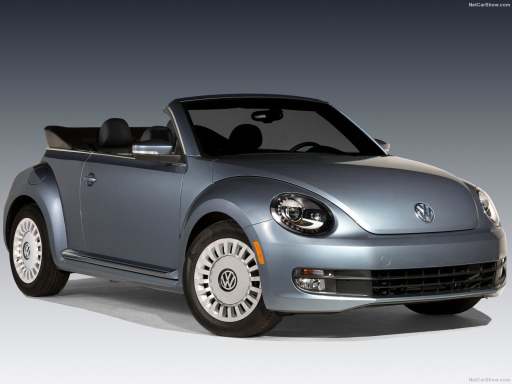 VW Beetle: Τέλος εποχής και επισήμως για τον σκαραβαίο