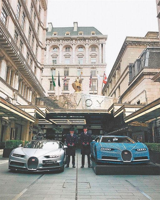 Αλογα κούρσας, σαλέ και δημοπρασίες