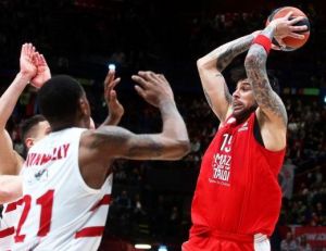 Ήττα στο Μιλάνο για τον Ολυμπιακό, κορυφαίος των γηπεδούχων ο Τζέιμς