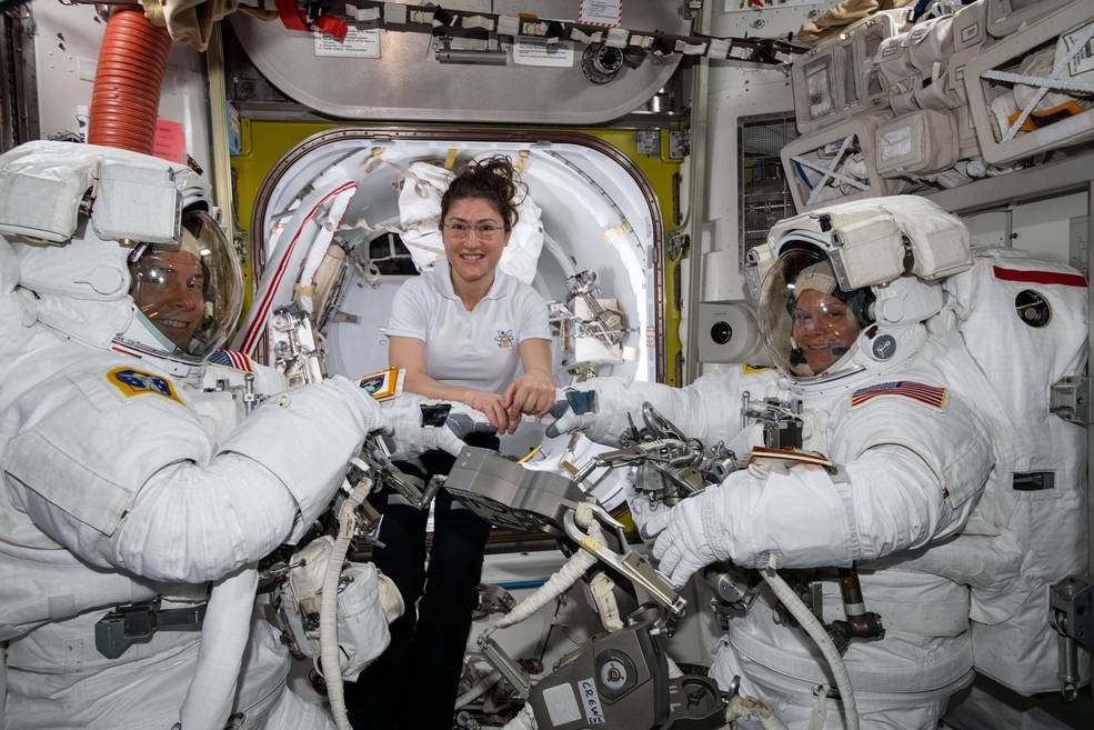 NASA: Ακυρώθηκε ο πρώτος αποκλειστικά γυναίκειος διαστημικός περίπατος