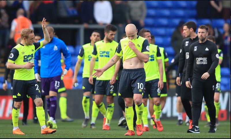 Χάντερσφιλντ: Υποβιβάστηκε στην Τσάμπιονσιπ και μαθηματικά