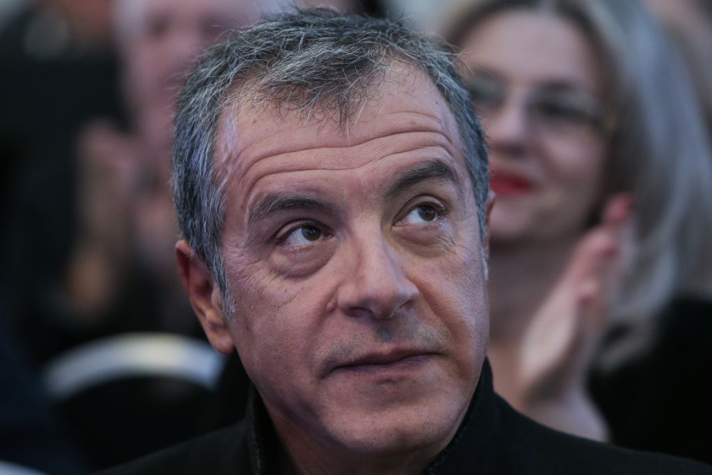 Θεοδωράκης: Η παιδεία δεν μπορεί να κινείται μέσα σε ιδεοληψίες