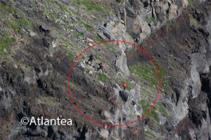 Σαντορίνη: Επεσε στον γκρεμό αναζητώντας ένα drone