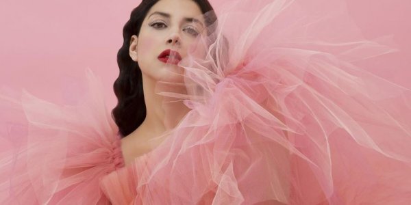 Κατερίνα Ντούσκα : Πως θα τη δούμε στη σκηνή