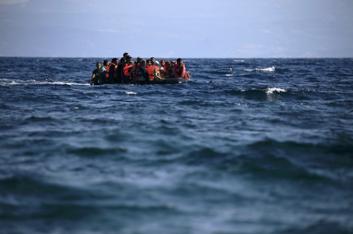 Ναυάγιο με πρόσφυγες στην Τουρκία: Τρεις γυναίκες νεκρές και ένα νήπιο