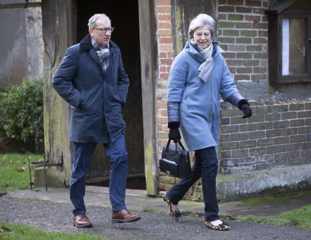 Στο Στρασβούργο μεταβαίνει η Τερέζα Μέι