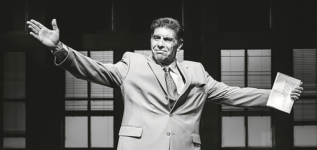 Υπάρχει και ελληνική κωμωδία