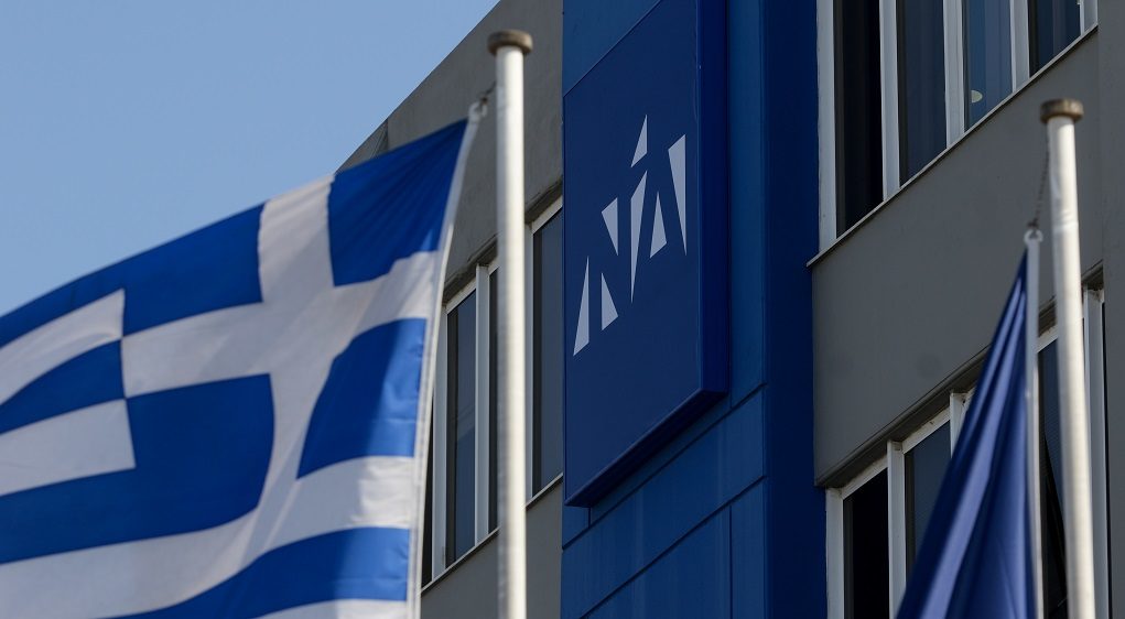 «Ο Τσίπρας δεν θα μπορεί να σταθεί μέχρι το φθινόπωρο»