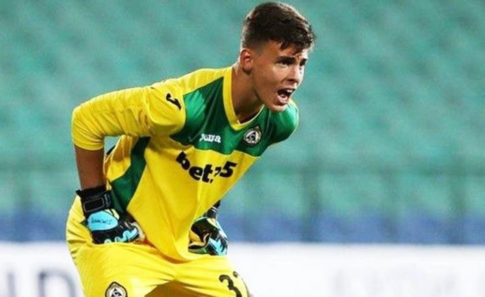 Επέκτεινε τη συνεργασία με τη Σλάβια Σόφιας ο Στεργιάκης