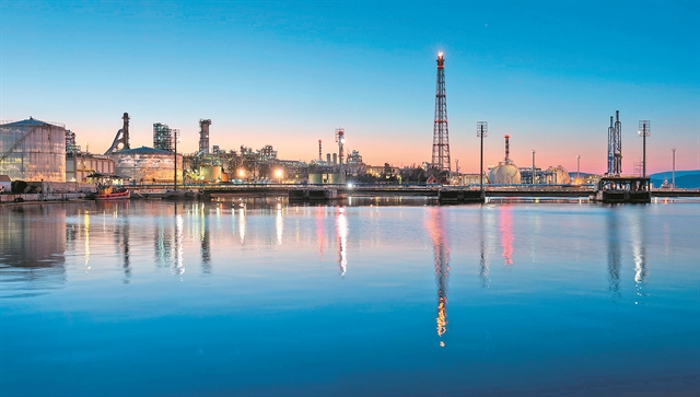 Ρεκόρ παραγωγής και εξαγωγών από τα ΕΛΠΕ το 2018