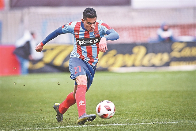 Ο Αγγελος ποντάρει στον Γιάννη Μασούρα