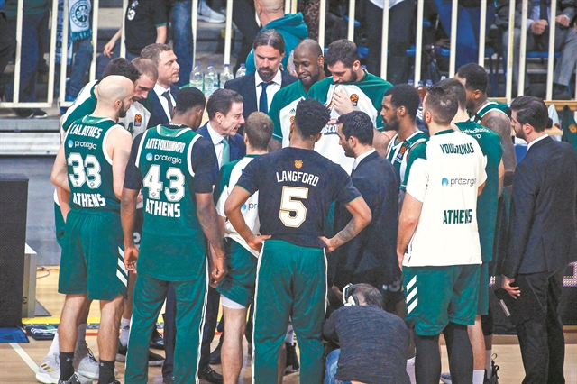 Η Βασίλισσα και ο… αλήτης!