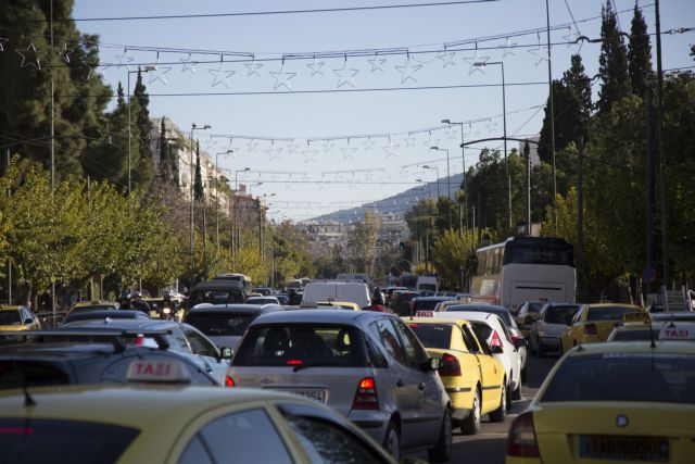 Κυκλοφοριακό χάος στους δρόμους της Αθήνας