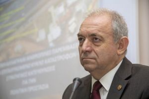 Επίθεση Λέκκα σε Τσιρώνη : Εχεις άγνοια, λες ανακρίβειες