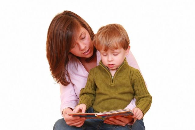 Πώς θα εξοικειωθεί το παιδί με το διάβασμα