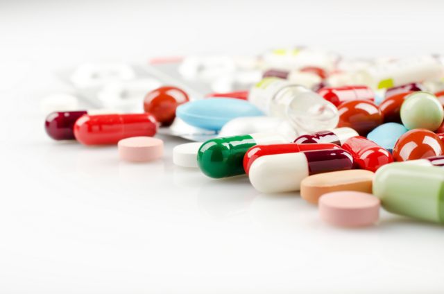 Τι λέει η ΝΔ για το «φιάσκο» της Novartis και τις επιστροφές των φαρμακευτικών εταιρειών