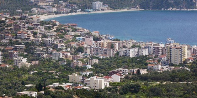 Αφαιρέθηκε το αλβανικό ΦΕΚ για τη δήμευση των περιουσιών των Ελλήνων στη Χειμάρρα