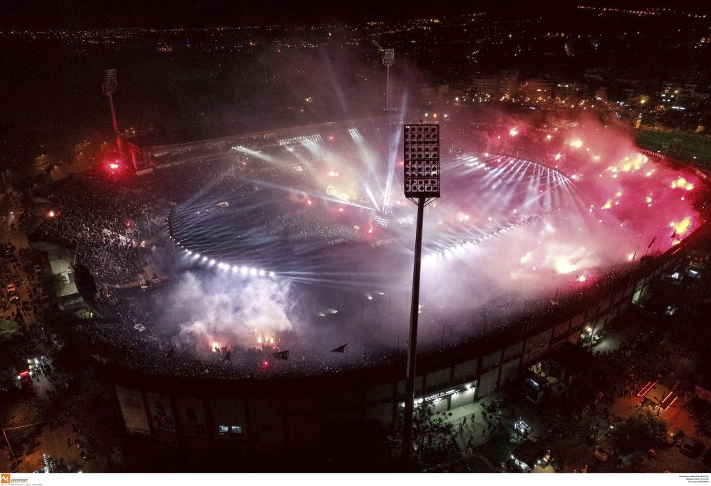 Χαμός στην Τούμπα: Ο Βιεϊρίνια σήκωσε το τρόπαιο (vid)