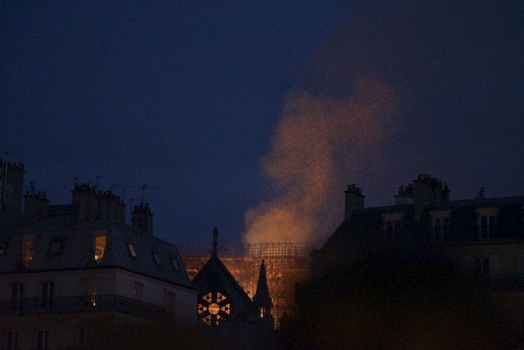 Παναγία των Παρισίων: Δωρεά 300 εκατ. ευρώ για την αποκατάστασή της