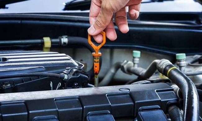 Τα SOS στο αυτοκίνητο πριν το Πάσχα – Οι έλεγχοι που πρέπει να κάνετε πριν ταξιδέψετε