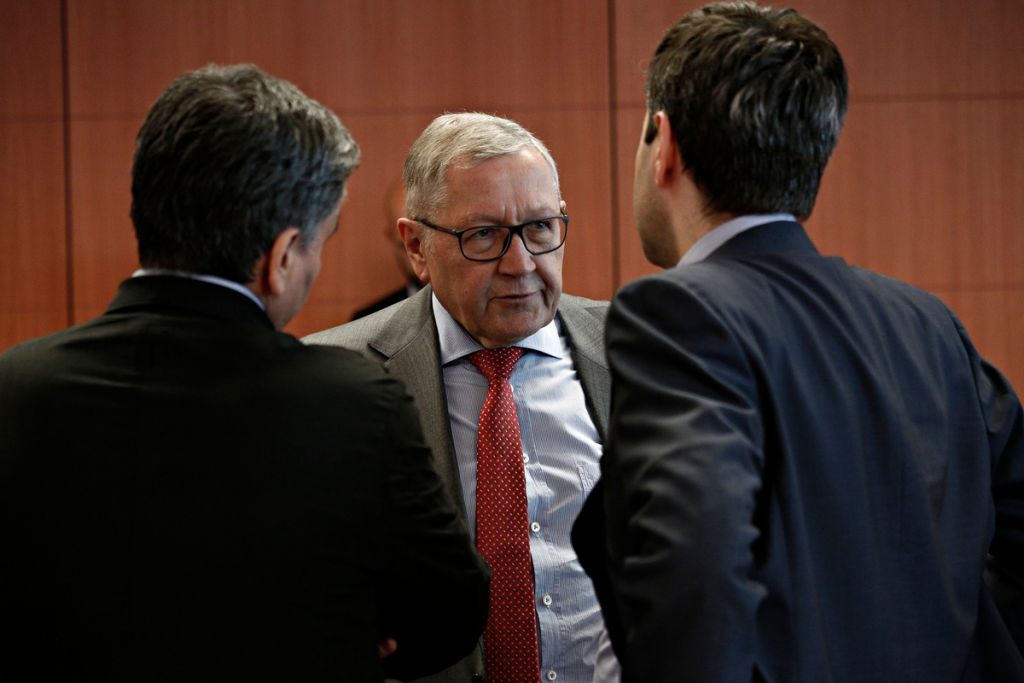 Ρέγκλινγκ: Η Ελλάδα «δεν έχει φθάσει στο τέλος του δρόμου»