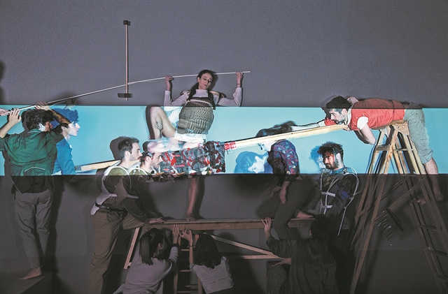 Ενας «Αμλετ» γεμάτος… σκηνοθέτες