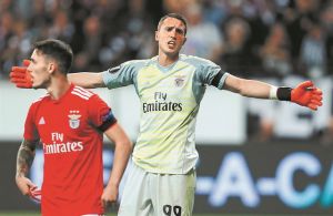 Η Αϊντραχτ ξανά στον αφρό