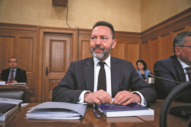 Χρειάζονται επενδύσεις και όχι έκτακτα μέτρα