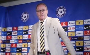 Χούμπελ: «Τελειώστε τον Γκαγκάτση από την Σούπερ Λιγκ»