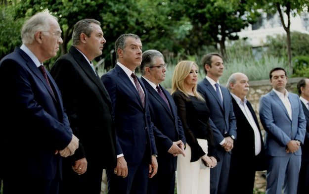 Πως οι επικοινωνιολόγοι «πουλάνε» τους αρχηγούς των κομμάτων