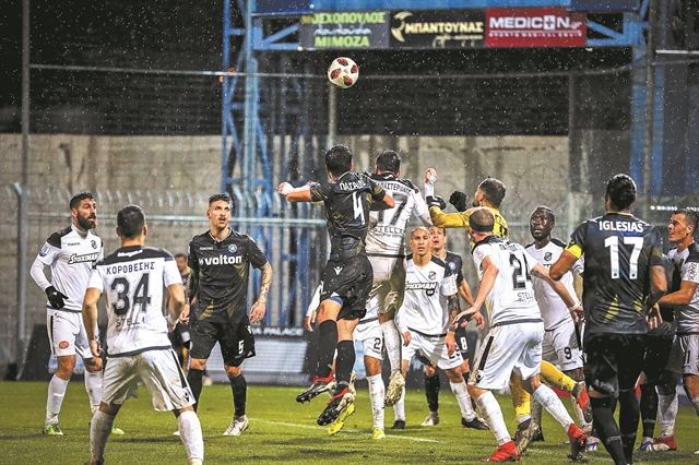 Πέντε ομάδες «στο κόκκινο»