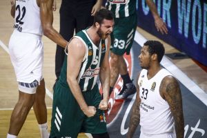 Παπαγιάννης: «Δικαίως περάσαμε στα playoffs – Θα τα δώσουμε όλα με τη Ρεάλ