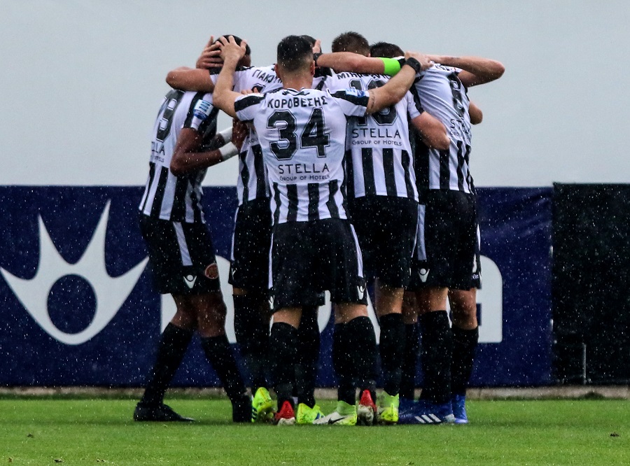 Βάζ(ει) γκολ και βλέπει σωτηρία (1-0)