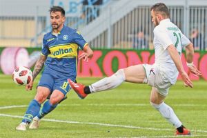 Το θρίλερ συνεχίζεται