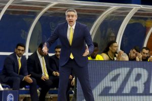 Ο… διπρόσωπος Αρης και ο τελικός παραμονής