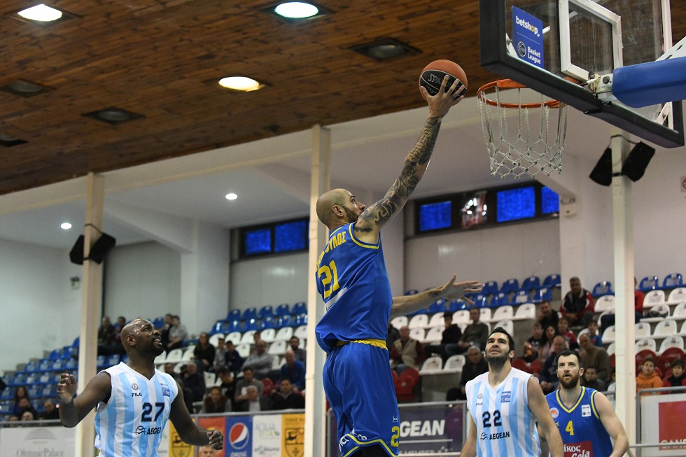 Το Περιστέρι καταδίκασε τον Κολοσσό