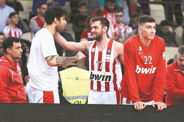 Ο λόγος στον Μπλατ