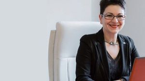 Στήνουν προεκλογικό σόου με ποινική δίωξη κατά της Λίνας Νικολοπούλου