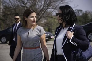 Η βόλτα της Μπέτυ Μπαζιάνα με τη Ζορίτσα Ζάεβα στα Σκόπια