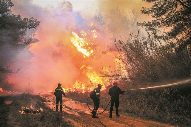 Νέα αντιπυρική περίοδος χωρίς μέσα και προσωπικό