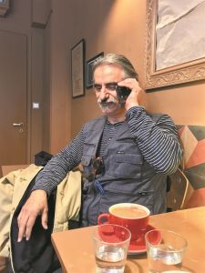 «Εχω δει φόνους, έχω χορέψει παραγγελιές»