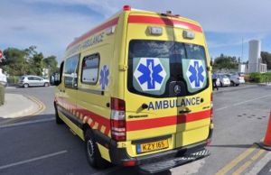 Μητέρα έσωσε το παιδί της λίγο προτού «σβήσει» στην άσφαλτο