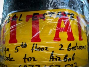 Σε ποιες περιοχές αγοράζουν σπίτια για να τα κάνουν Airbnb