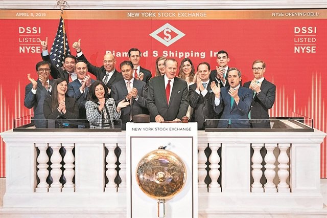 Εντυπωσιακή υποδοχή για την Diamond S Shipping στη Γουολ Στριτ