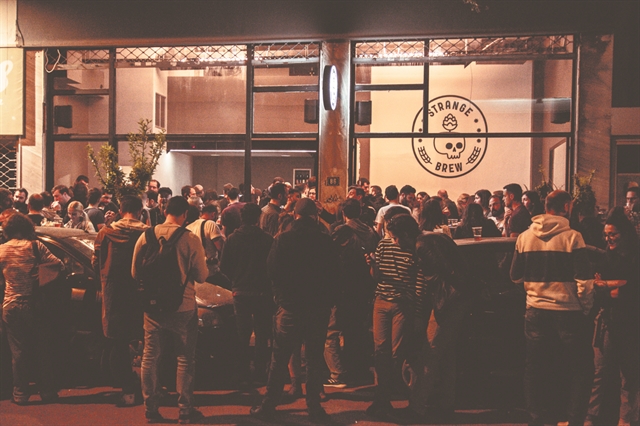 Strange Brew Taproom & BottleshopΦαλήρου 86