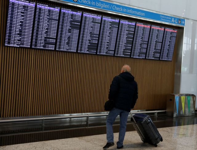 Τι αλλάζει στους ελέγχους διαβατηρίων στα αεροδρόμια