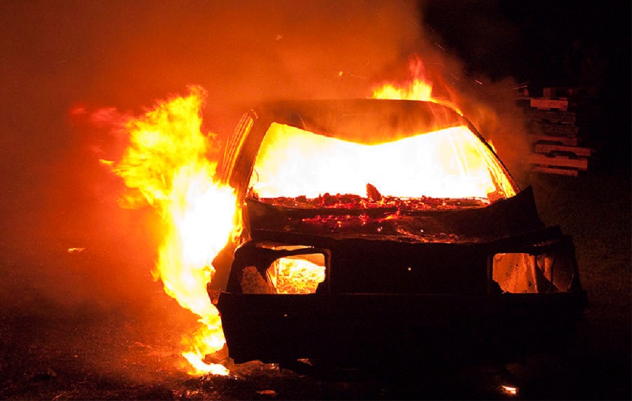 Επίθεση σε οπαδούς της ΑΕΚ, με τρεις τραυματίες και μαχαιριές